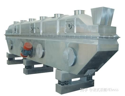 振动流化床干燥机，用机械振动辅助流化，优点是设备高度可以降低，操作也比流化床灵活，现在已经是非常常见的设备了。